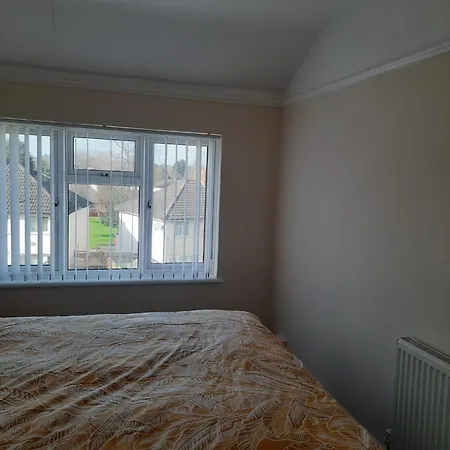 Entire Three Bedroom House In Birmingham Exterior photo